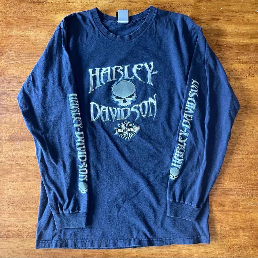 Vintage Y2K Harley-Davidson Men's Navy Skull Long Sleeve Tee
